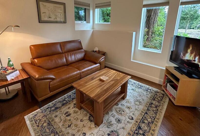 シングルデラックスルーム, Liahona Guest House