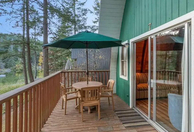 Mökki 1 Makuuhuone, Cusheon Lake Resort