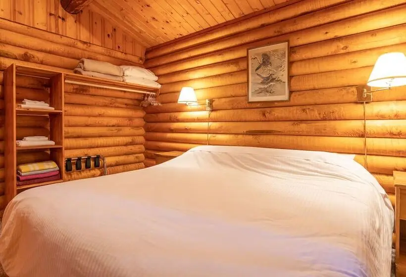 Maja/Mökki, Cusheon Lake Resort