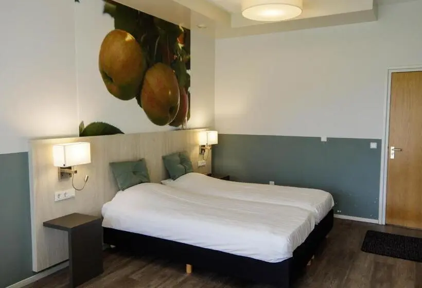 2 Bedroom Family Suite, And Restaurant Van Saaze