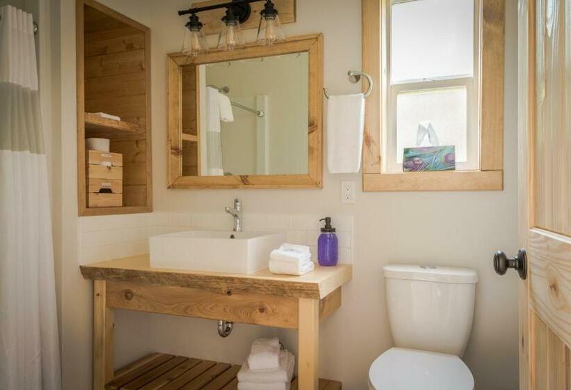 ２ベッドスイートルーム, Cabins West