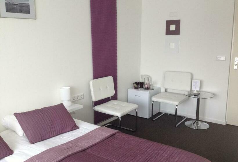 חדר קומפורט, Het Verschil