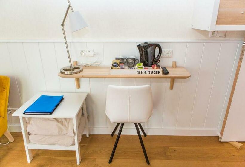 חדר סטנדרט, Jans