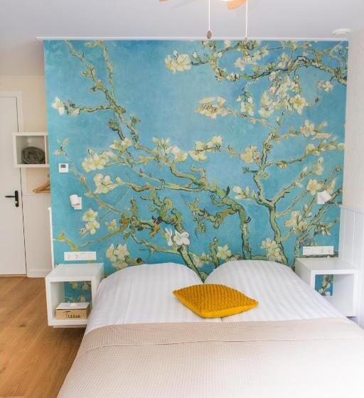 חדר סטנדרט יחיד, Jans