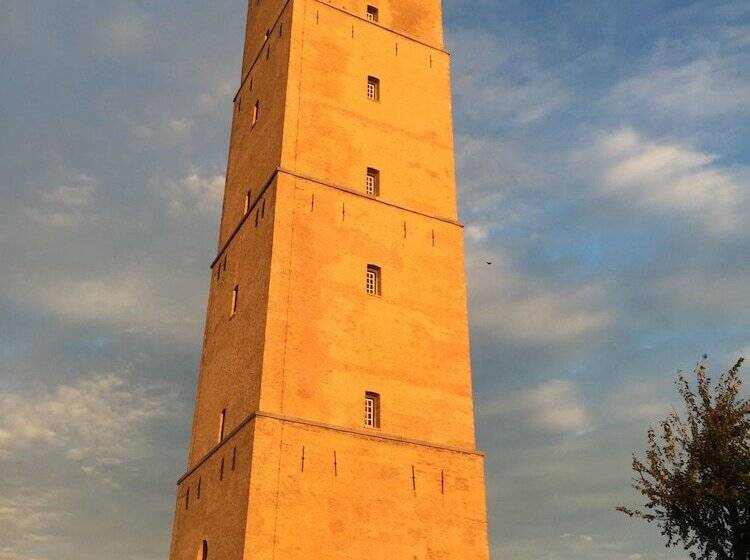 带城市景观的套间, Nap