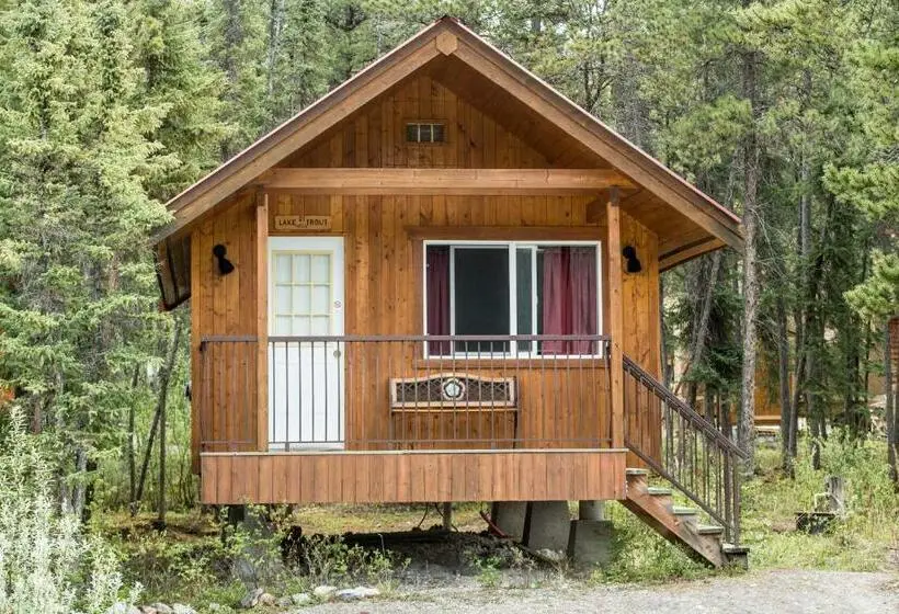 Mökki 1 Makuuhuone, Northern Rockies Lodge