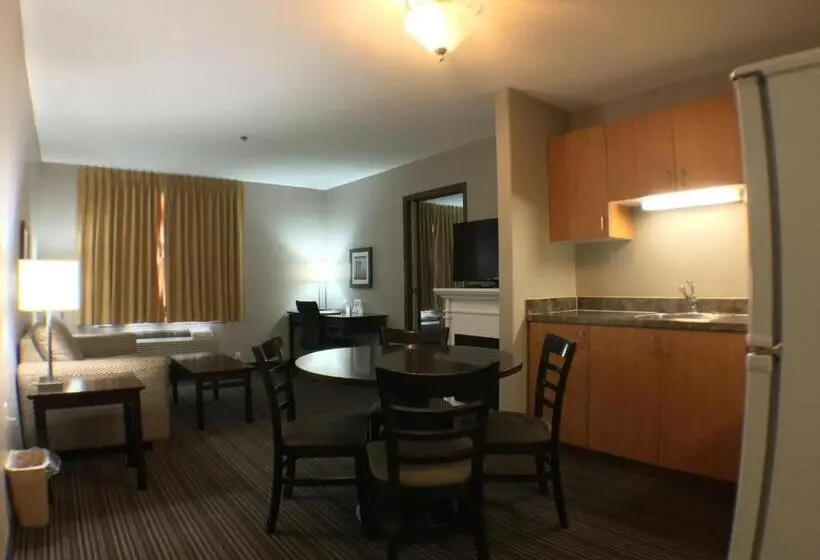 Deluxe-sviitti, Super 8 By Wyndham Kapuskasing