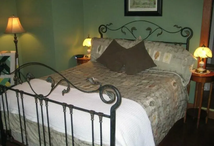 ガーデンビュースタンダードルーム, Phoenix House B&b