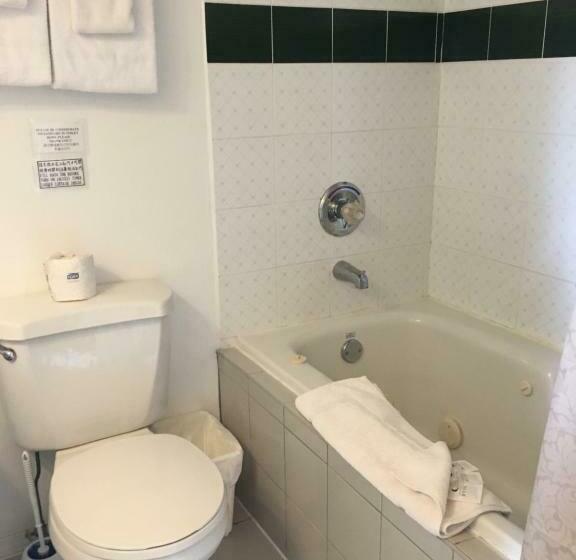 Standard Szoba, Rainbow Lake Castle Resort