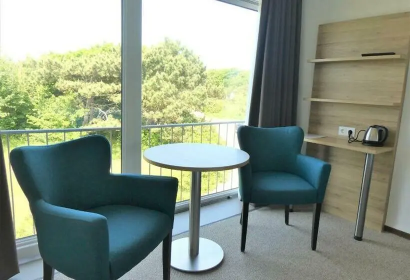 テラス付きスタンダードルーム, Strandhotel De Horn