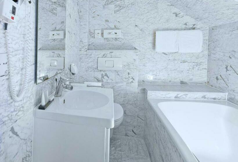 Номер Стандарт, Strandhotel Nassau Bergen