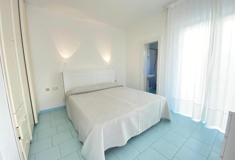 Апартаменты 1 Спальня Вид на Море с Балконом, Lorenza B&b E Mini Suite