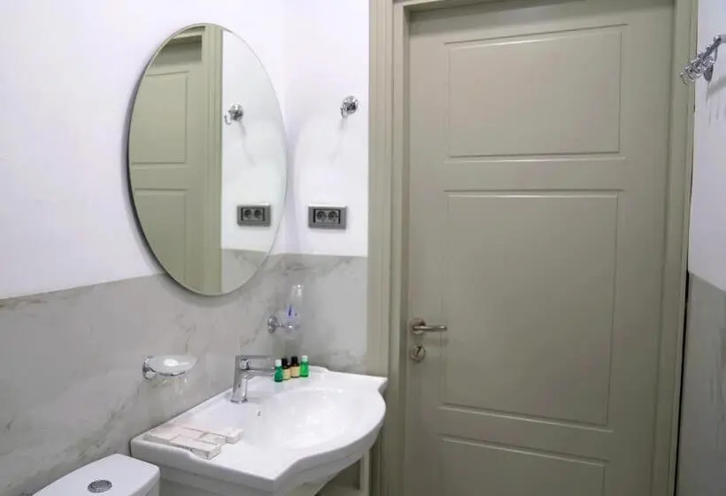اتاق استاندارد یک نفره, Zengezur Harmony Wellness Resort