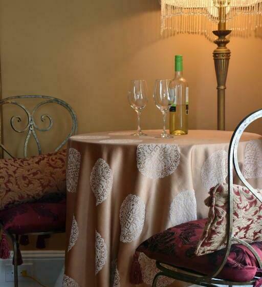 디럭스 룸, Apple Tree Historic B&b