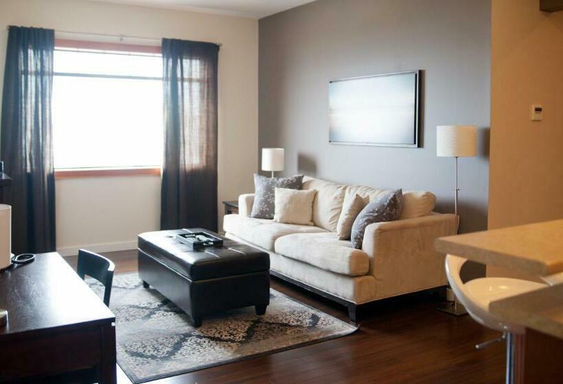 Люкс Кровать Кинг, Beyond Bliss Hotel Suites