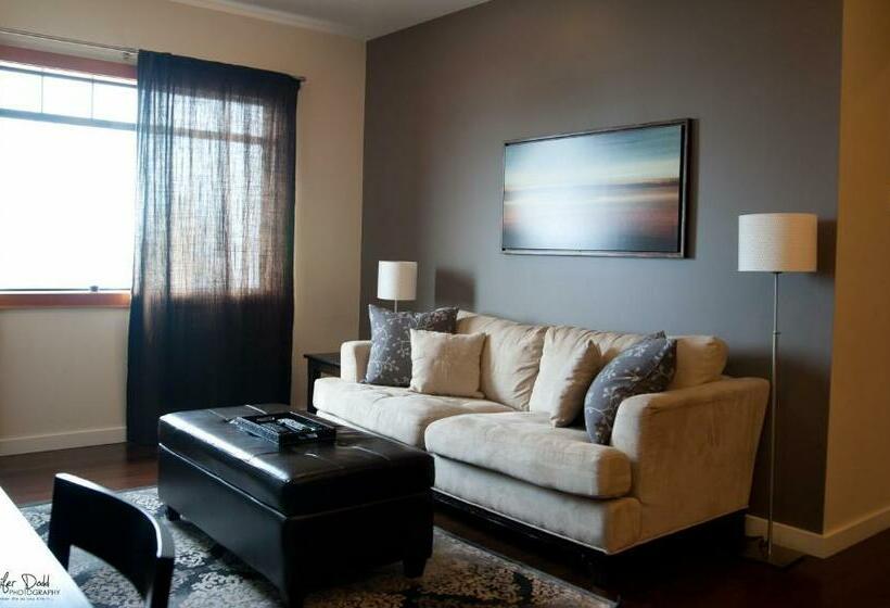 Люкс Кровать Кинг, Beyond Bliss Hotel Suites