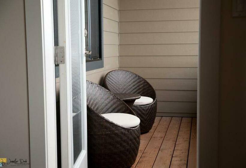 Люкс Кровать Кинг, Beyond Bliss Hotel Suites