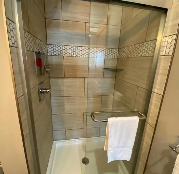 オーシャンビュースタンダードルームバルコニー付き, Beyond Bliss Hotel Suites