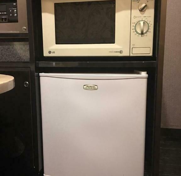 اتاق استاندارد سه نفره, Noanoa