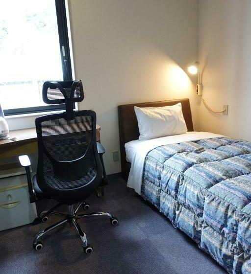 اتاق استاندارد یک نفره, Station Business Hotel Tenshukaku