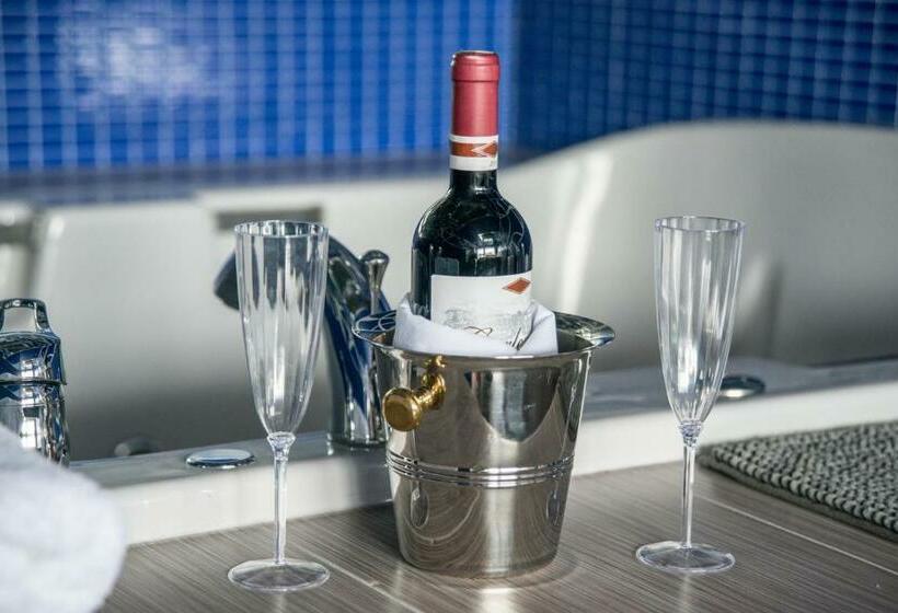 标准间带漩涡浴缸, Auberge St. Jacques