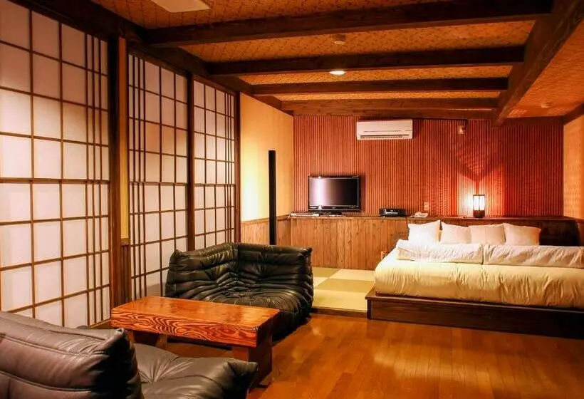 Superior-huone, Asotsuruya