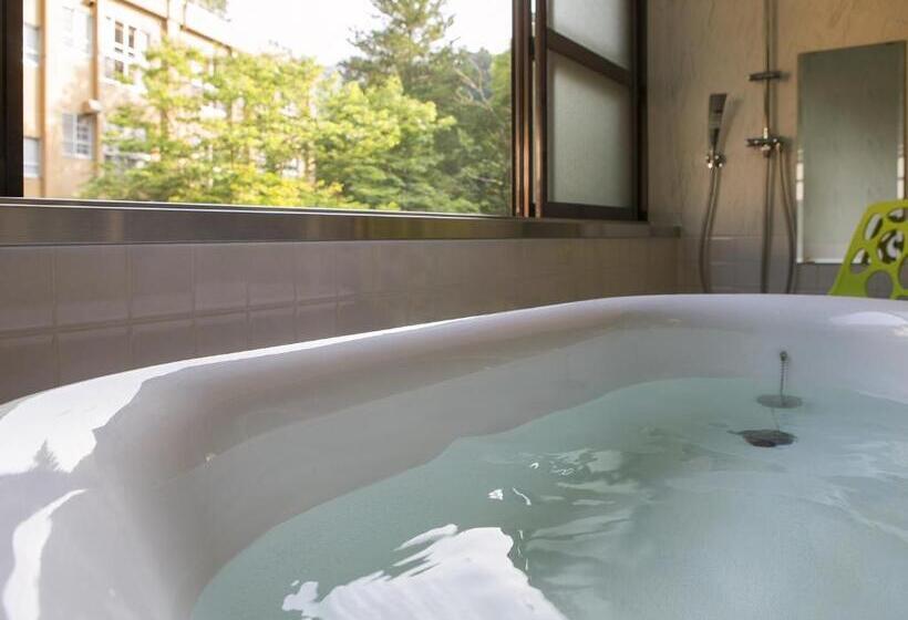 豪华套房, Yamayuri No Yado