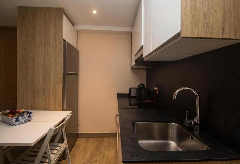 شقة غرفة واحدة, A Reboleira   Casa Nuñez