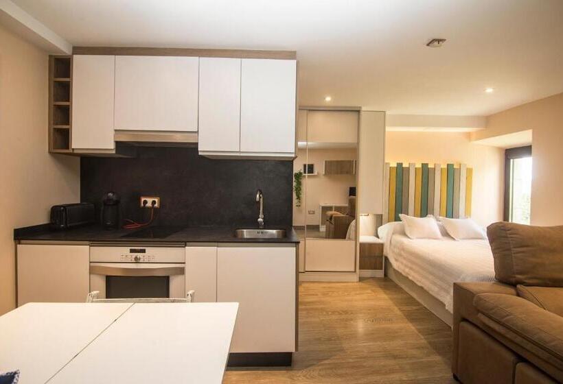 شقة غرفة واحدة, A Reboleira   Casa Nuñez