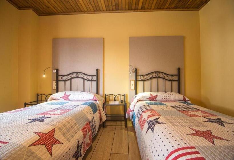 غرفة قياسية, A Reboleira   Casa Nuñez