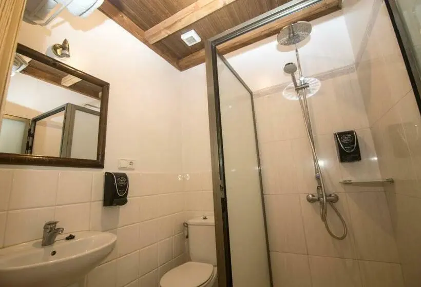 Standard Kolmen Hengen Huone, A Reboleira   Casa Nuñez