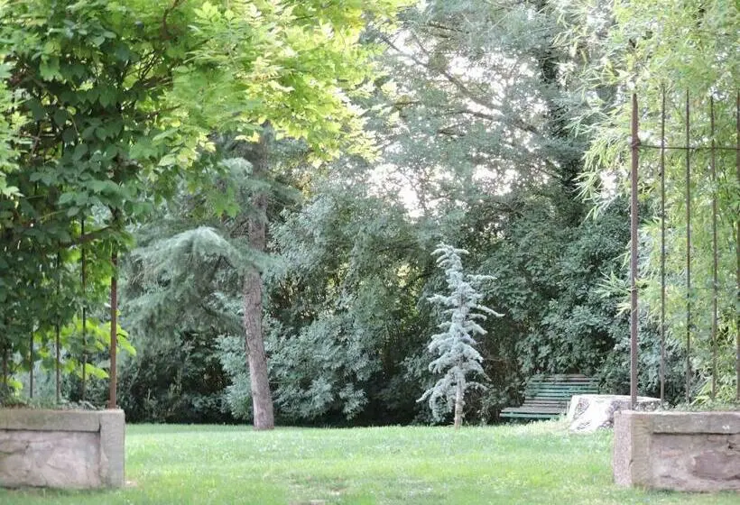 Standardzimmer, La Riera