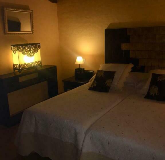 اتاق استاندارد با چشم‌انداز کوهستان, El Balcón De Alboreca