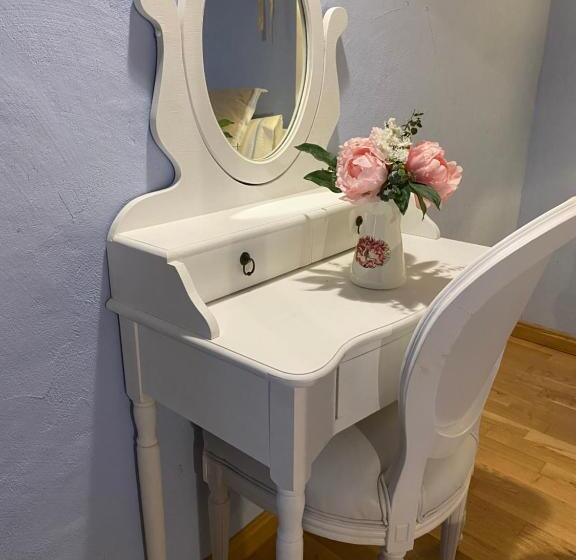 اتاق استاندارد با چشم‌انداز کوهستان, El Balcón De Alboreca