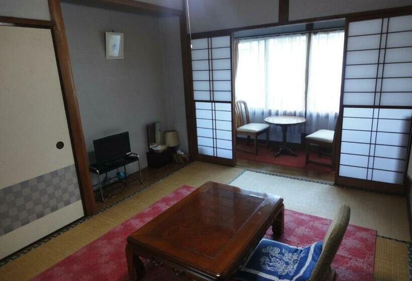 带共用浴室的标准房间, Kinreisou