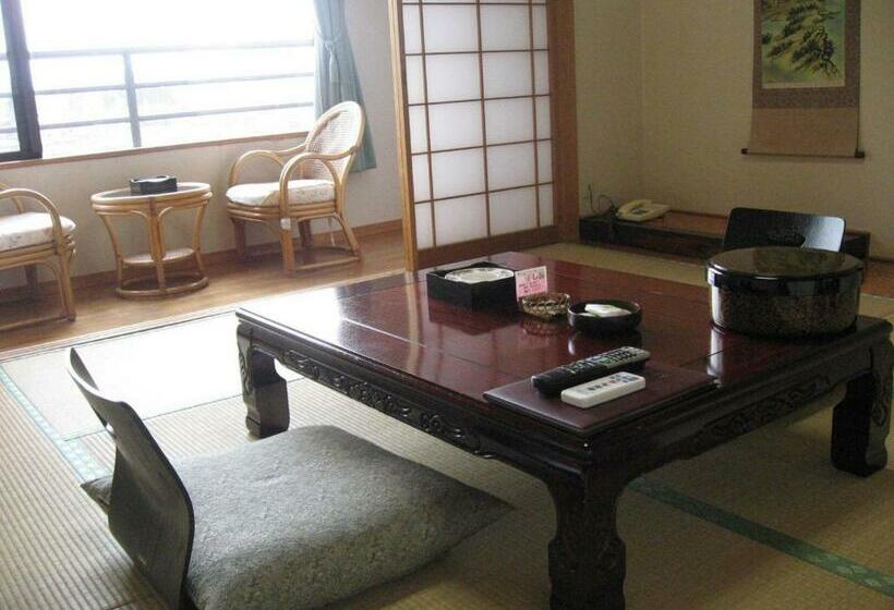 Standard Room, Kinu