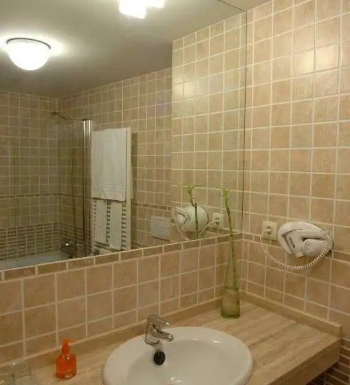 ドゥプレックスルーム, La Casa Del Cubón