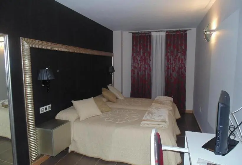 Standard-huone, Ribera De Langa