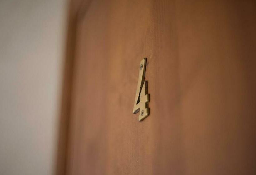 スタンダードルーム, Sa Bisbal  Turismo De Interior