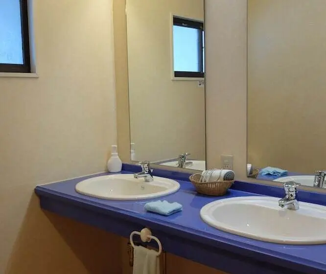Standard Kolmen Hengen Huone, K S House Hakuba Alps Travelers Hostel