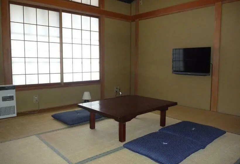 Standard Kolmen Hengen Huone, K S House Hakuba Alps Travelers Hostel