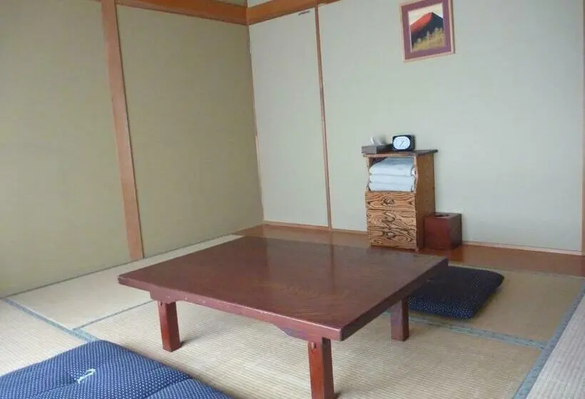 Standard Kolmen Hengen Huone, K S House Hakuba Alps Travelers Hostel