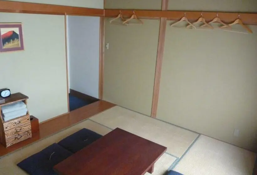 Standard Kolmen Hengen Huone, K S House Hakuba Alps Travelers Hostel