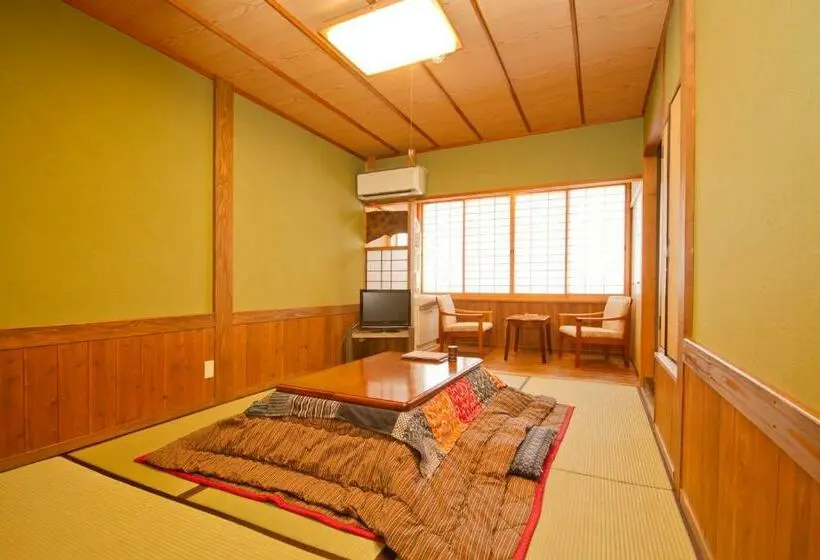 Standard-huone, Shinwaen
