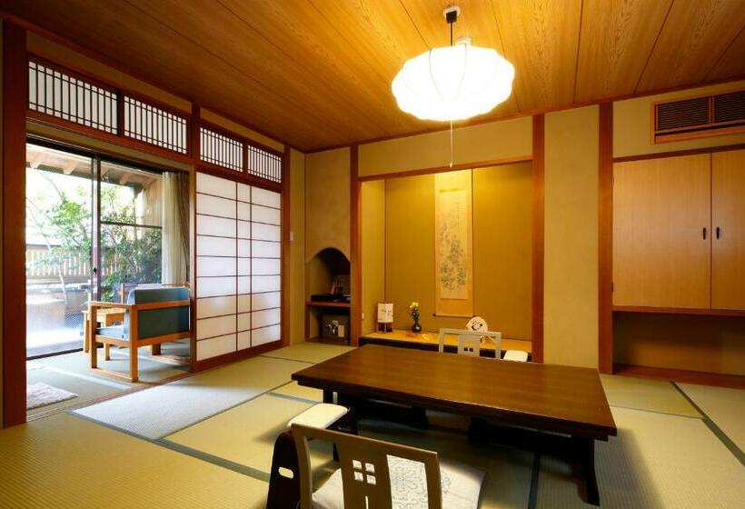 חדר סטנדרט, Suihoen