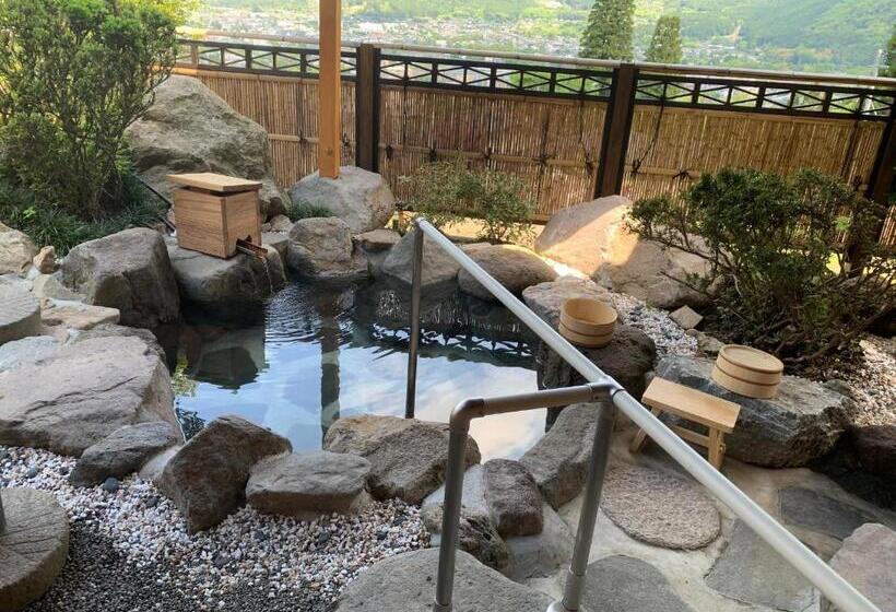 스위트 킹사이즈 침대, Yufuin Sanso Waremokou