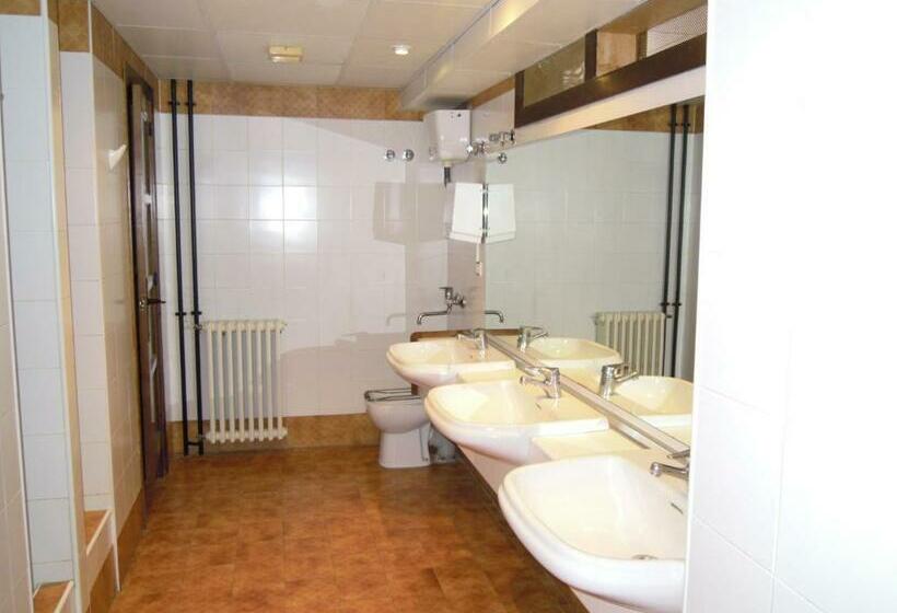 四人标准间, Albergue Albarracín