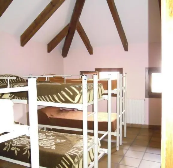 Perhehuone, Albergue Albarracín