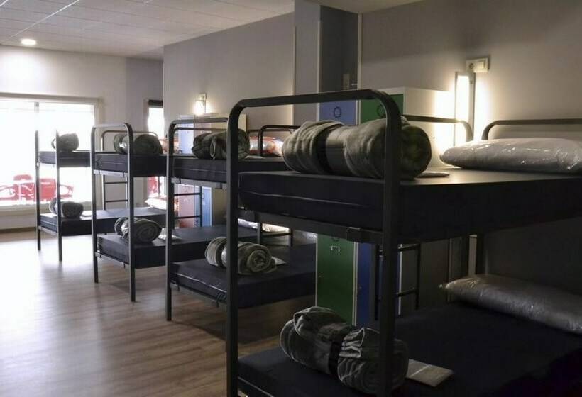 Кровать в Общей Комнате, Albergue Alfonso Ii
