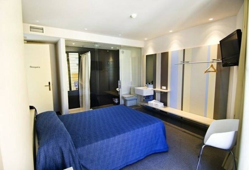 스탠다드 룸, Hostal La Creu